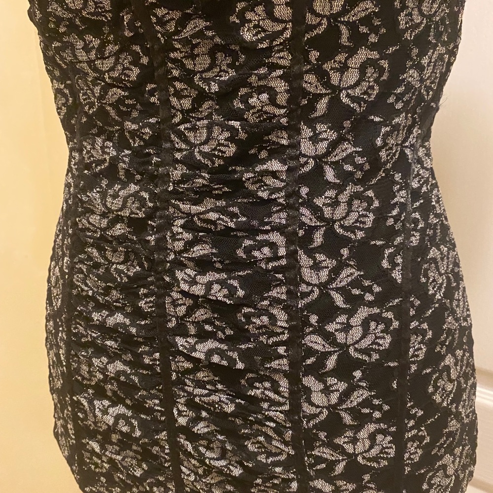 Top - Picture 4 of 5